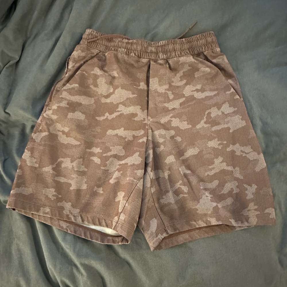 Men's Lululemon Pace breaker Camo Brown Shorts